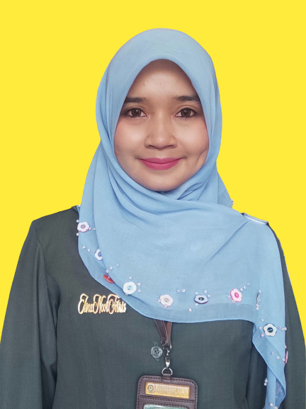 Hj. ISNA NOOR FITRIA, S.H.I.